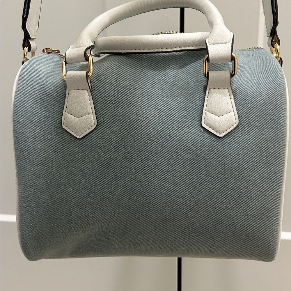 Juicy Couture Light Blue and White Studded Satchel - Picture 5 of 13